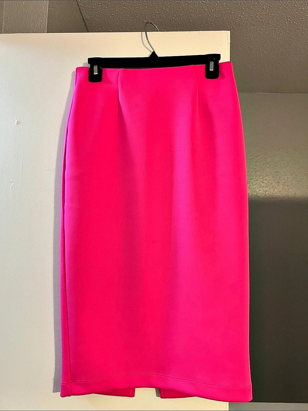 DKNY Midi Skirt in Pink Size XS Like New